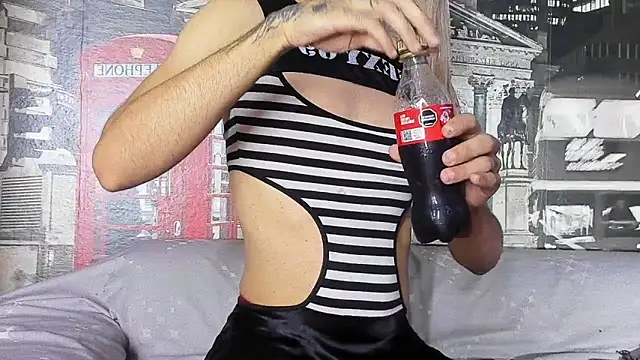 Snapshot of Haileybieberr chatting on March 2026 02:56:01 PM Haileybieberr online show from March 2026 02:56:01 PM