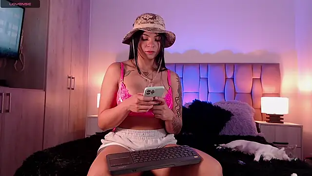 SophiaKarson online show from February 2025 11:14:02 AM