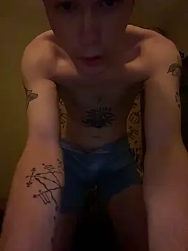 Snapshot of Mikeswanston chatting on February 2025 01:18:02 AM Mikeswanston online show from February 2025 01:18:02 AM