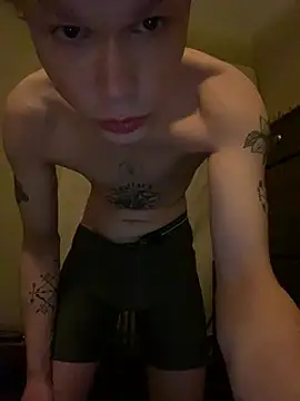 Snapshot of Mikeswanston chatting on February 2025 04:54:01 AM Mikeswanston online show from February 2025 04:54:01 AM