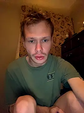 Snapshot of Mikeswanston chatting on October 2025 08:45:01 AM Mikeswanston online show from October 2025 08:45:01 AM