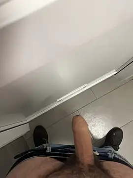 Snapshot of _themask_ chatting on February 2025 10:33:01 PM  themask  online show from February 2025 10:33:01 PM