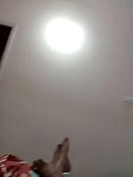 AUNTY1984 online show from May 2026 06:35:02 PM
