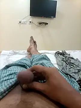 AUNTY1984 online show from June 2026 02:02:02 AM