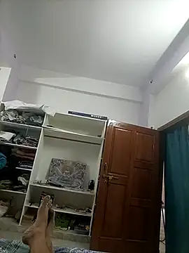 AUNTY1984 online show from June 2026 06:40:02 AM