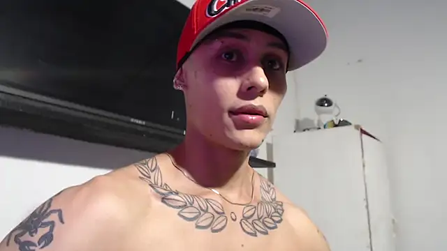 Snapshot of bix_couples chatting on November 2025 02:34:02 AM bix couples online show from November 2025 02:34:02 AM