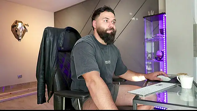 mattmasterss online show from March 2025 01:41:01 PM