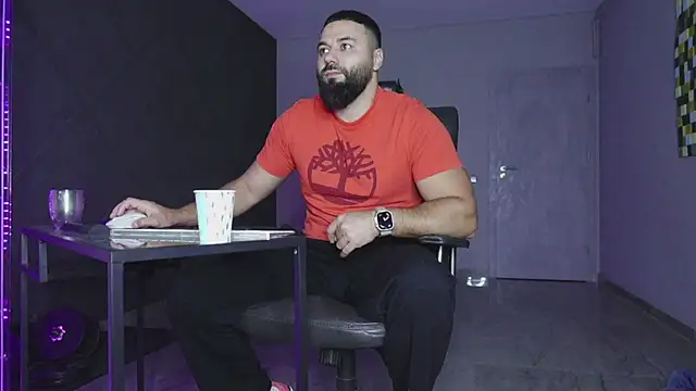 mattmasterss online show from November 2025 03:40:01 AM