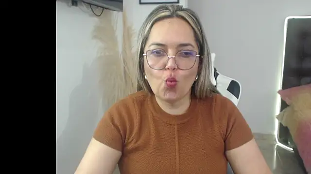 samy vsn online show from November 2025 06:56:02 PM