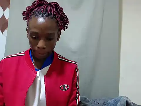 Snapshot of khakiline chatting on September 2025 03:06:02 PM khakiline online show from September 2025 03:06:02 PM