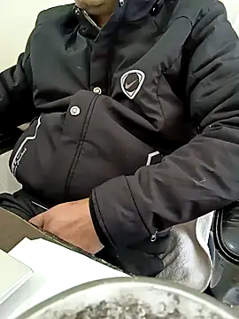 Hot-man39 online show from January 2025 08:14:02 AM