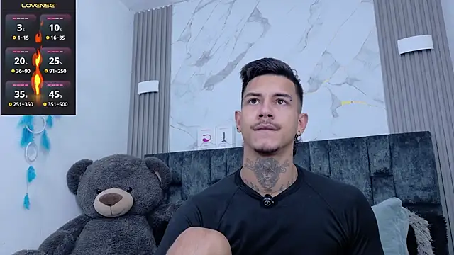 Snapshot of JAYCOB00 chatting on December 2025 10:02:01 AM JAYCOB00 online show from December 2025 10:02:01 AM