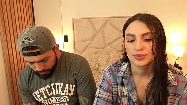 teseo and afroditha  online show from December 2025 04:50:01 AM