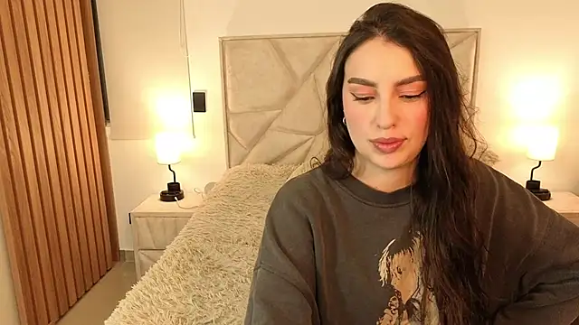 teseo and afroditha  online show from December 2025 03:26:02 AM