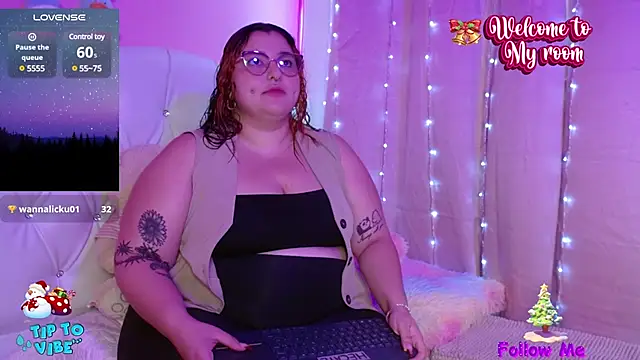 HECATE 23 online show from December 2024 01:41:02 PM