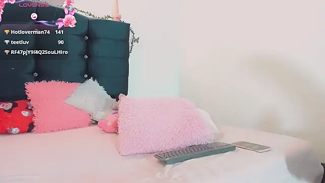 Rubi 30 online show from March 2025 02:04:02 AM