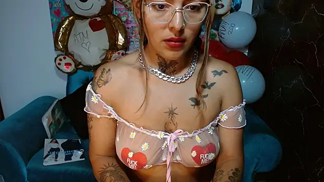 Snapshot of kronikafuckass chatting on February 2025 09:32:01 PM kronikafuckass online show from February 2025 09:32:01 PM