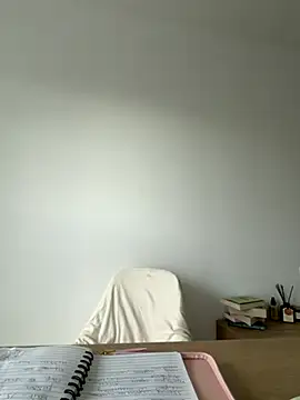 streetdoll online show from October 2025 08:15:02 AM