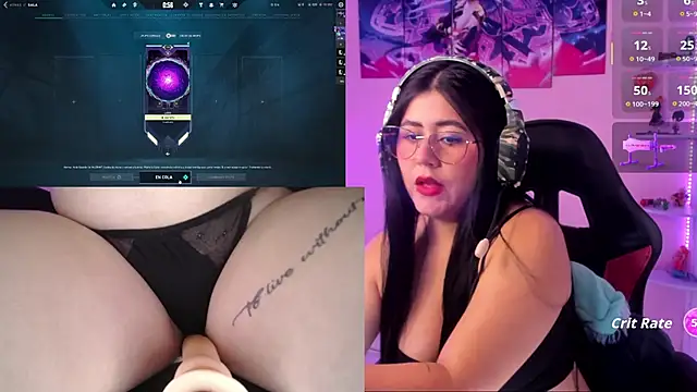 DanielaHang online show from November 2025 01:44:02 PM