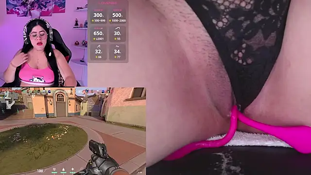 DanielaHang online show from December 2025 02:04:02 PM