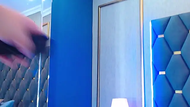 ThaniaJones online show from November 2025 12:07:02 PM