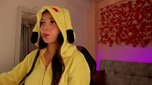 Sweet Candies online show from March 2025 01:06:01 AM