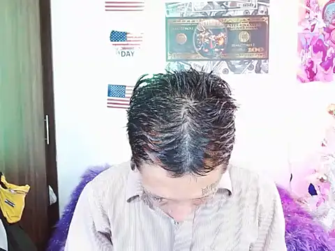 Snapshot of deivid_estrada chatting on December 2024 03:25:02 PM deivid estrada online show from December 2024 03:25:02 PM