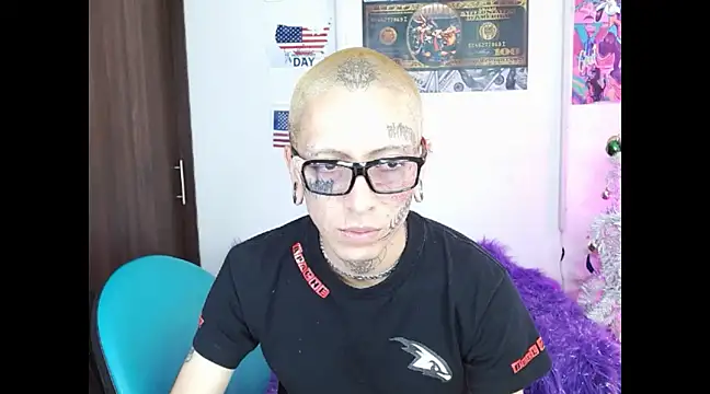 Snapshot of deivid_estrada chatting on December 2024 03:00:02 PM deivid estrada online show from December 2024 03:00:02 PM