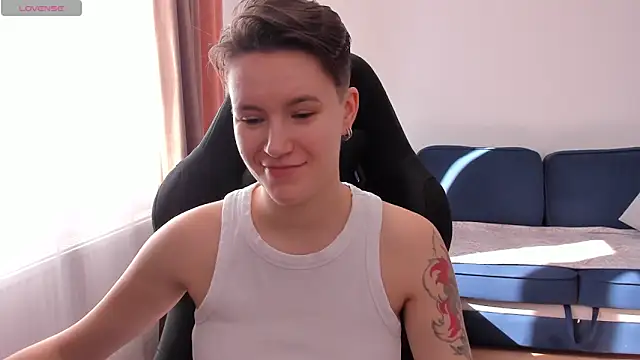 Snapshot of JessieFlower chatting on September 2025 08:16:01 AM JessieFlower online show from September 2025 08:16:01 AM