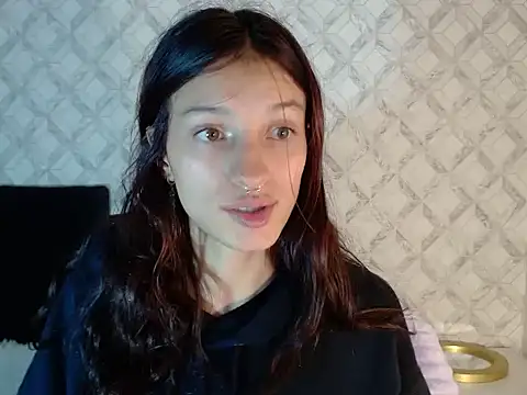 Emma-Wilson online show from February 2026 04:41:01 PM