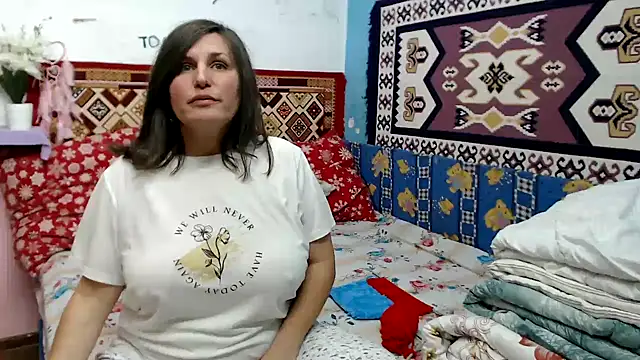 AdelineBlueEyes online show from November 2025 10:50:02 AM