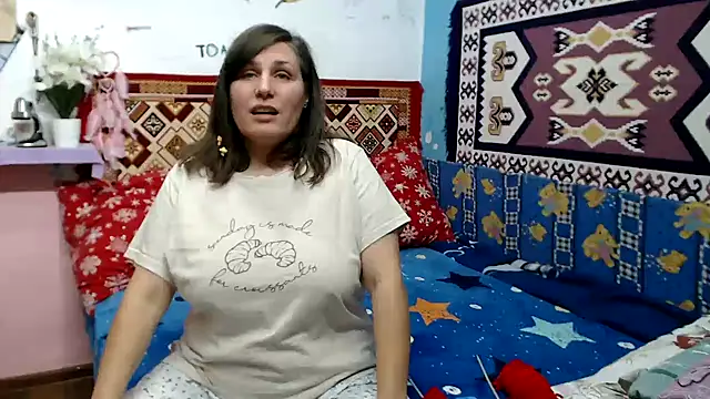 AdelineBlueEyes online show from November 2025 08:48:02 AM