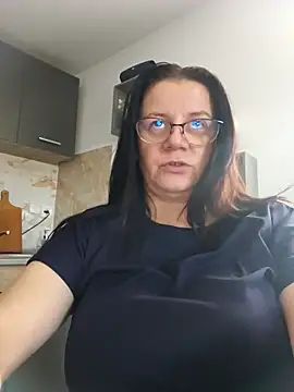 KristenVega online show from November 2025 10:58:01 AM