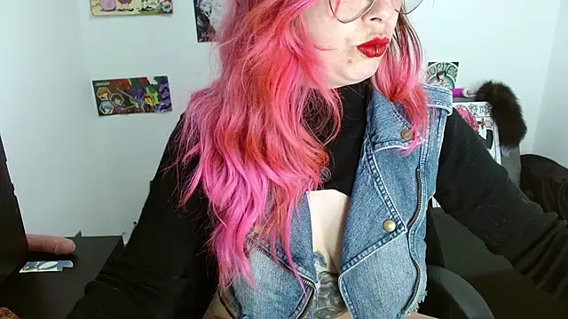 natasha laulau online show from November 2025 12:42:01 AM