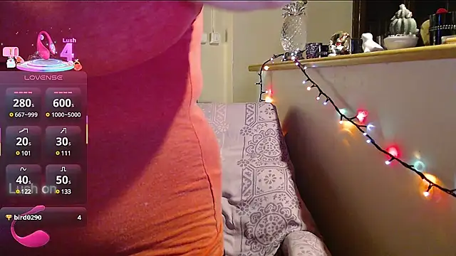 Snapshot of JennaDeluxe chatting on March 2025 08:35:02 PM JennaDeluxe online show from March 2025 08:35:02 PM