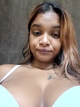 Indianqueen03 online show from March 2025 05:27:02 PM