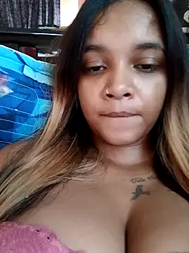 Indianqueen03 online show from November 2025 01:43:01 PM