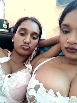 Indianqueen03 online show from January 2026 11:45:02 AM