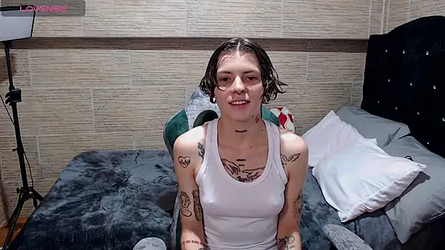 pretty cristal69 online show from February 2025 10:31:01 PM