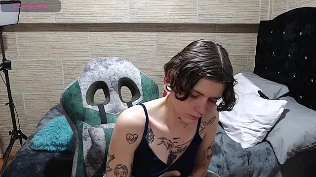 pretty cristal69 online show from February 2025 04:21:02 AM