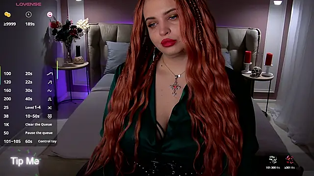 Miss Maya Mils online show from September 2025 01:07:02 AM