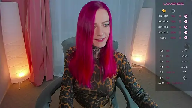 Roxy      online show from March 2025 08:31:02 PM