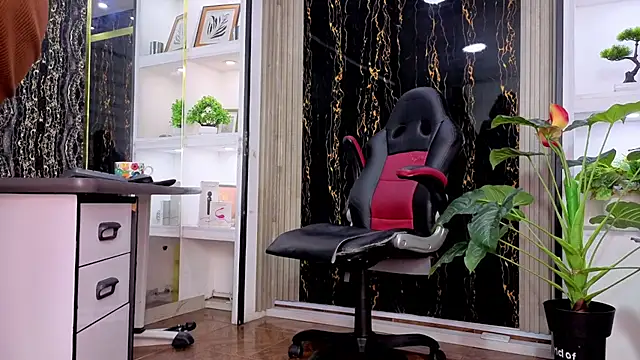 MissEscarleth online show from March 2026 08:26:33 AM