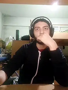 Snapshot of kleineid77 chatting on December 2024 11:13:02 PM kleineid77 online show from December 2024 11:13:02 PM