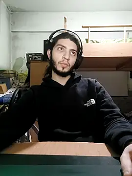 Snapshot of kleineid77 chatting on January 2025 11:33:02 PM kleineid77 online show from January 2025 11:33:02 PM