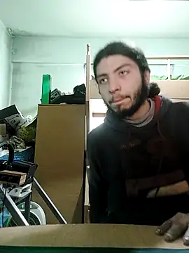 Snapshot of kleineid77 chatting on March 2025 01:40:02 PM kleineid77 online show from March 2025 01:40:02 PM