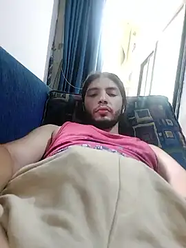 Snapshot of kleineid77 chatting on September 2025 02:19:01 PM kleineid77 online show from September 2025 02:19:01 PM