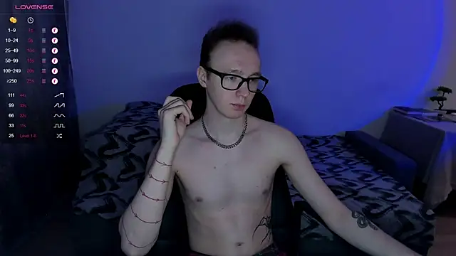 Alex silents online show from December 2024 11:01:01 AM