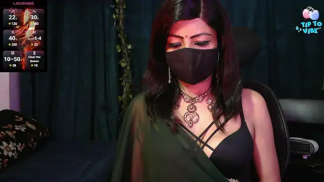 Snapshot of Aashiya- chatting on February 2025 10:10:02 PM Aashiya- online show from February 2025 10:10:02 PM