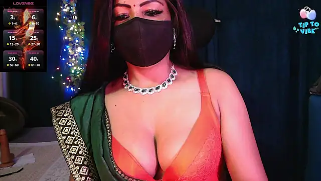 Snapshot of Aashiya- chatting on February 2026 11:23:01 PM Aashiya- online show from February 2026 11:23:01 PM